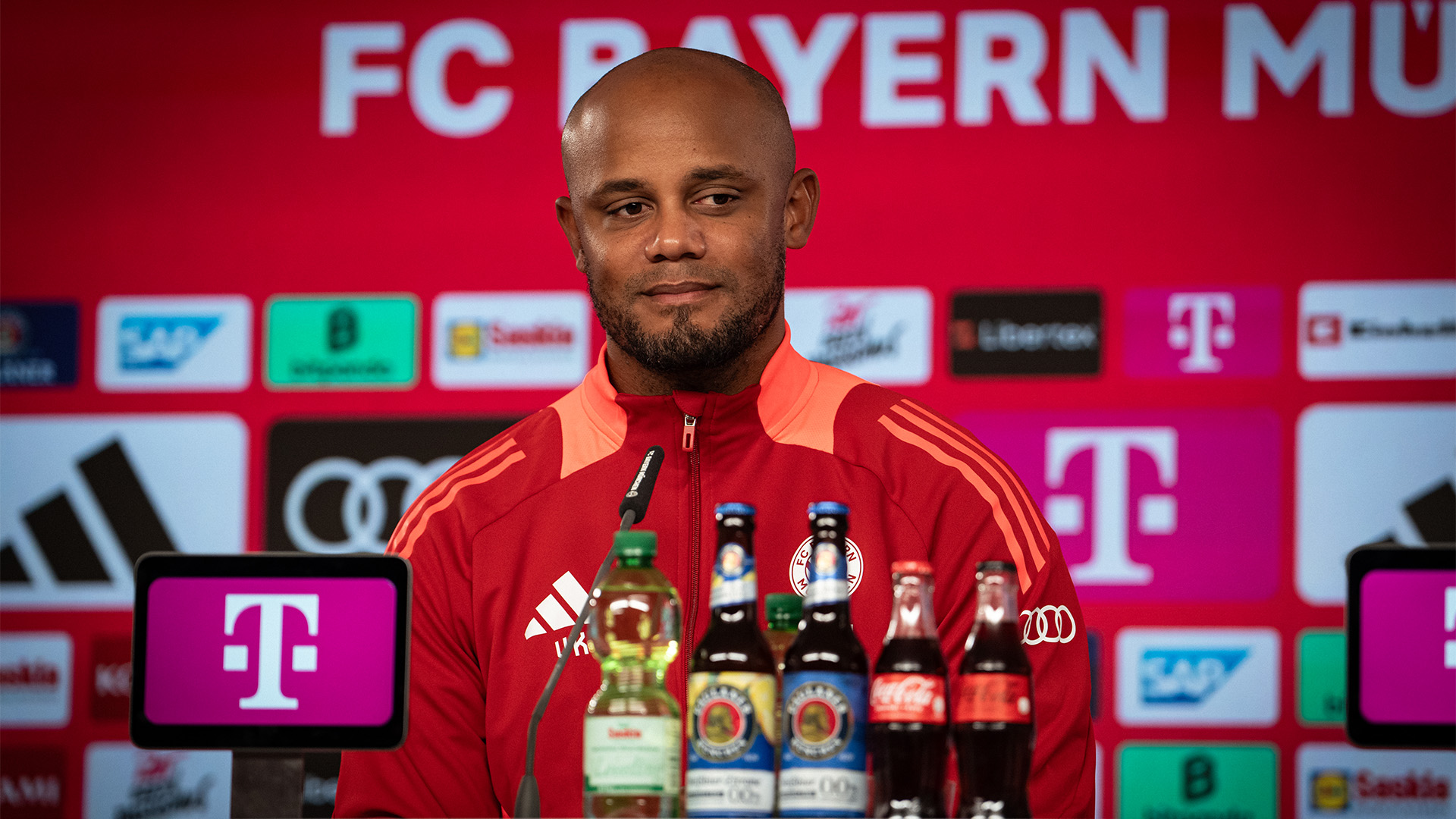 Vincent Kompany rueda prensa FC Bayern.