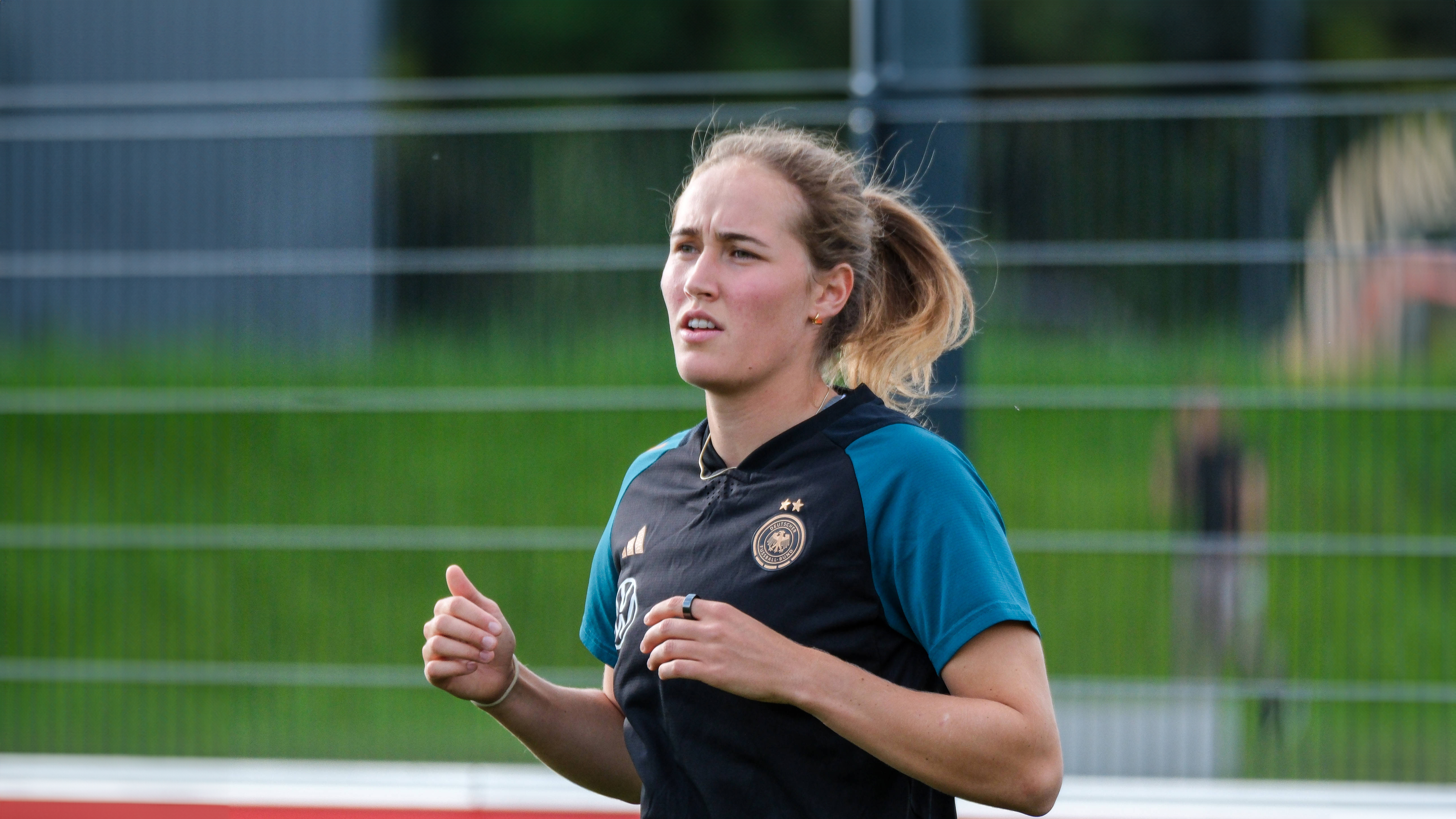 Sydney Lohmann in training with the German national team