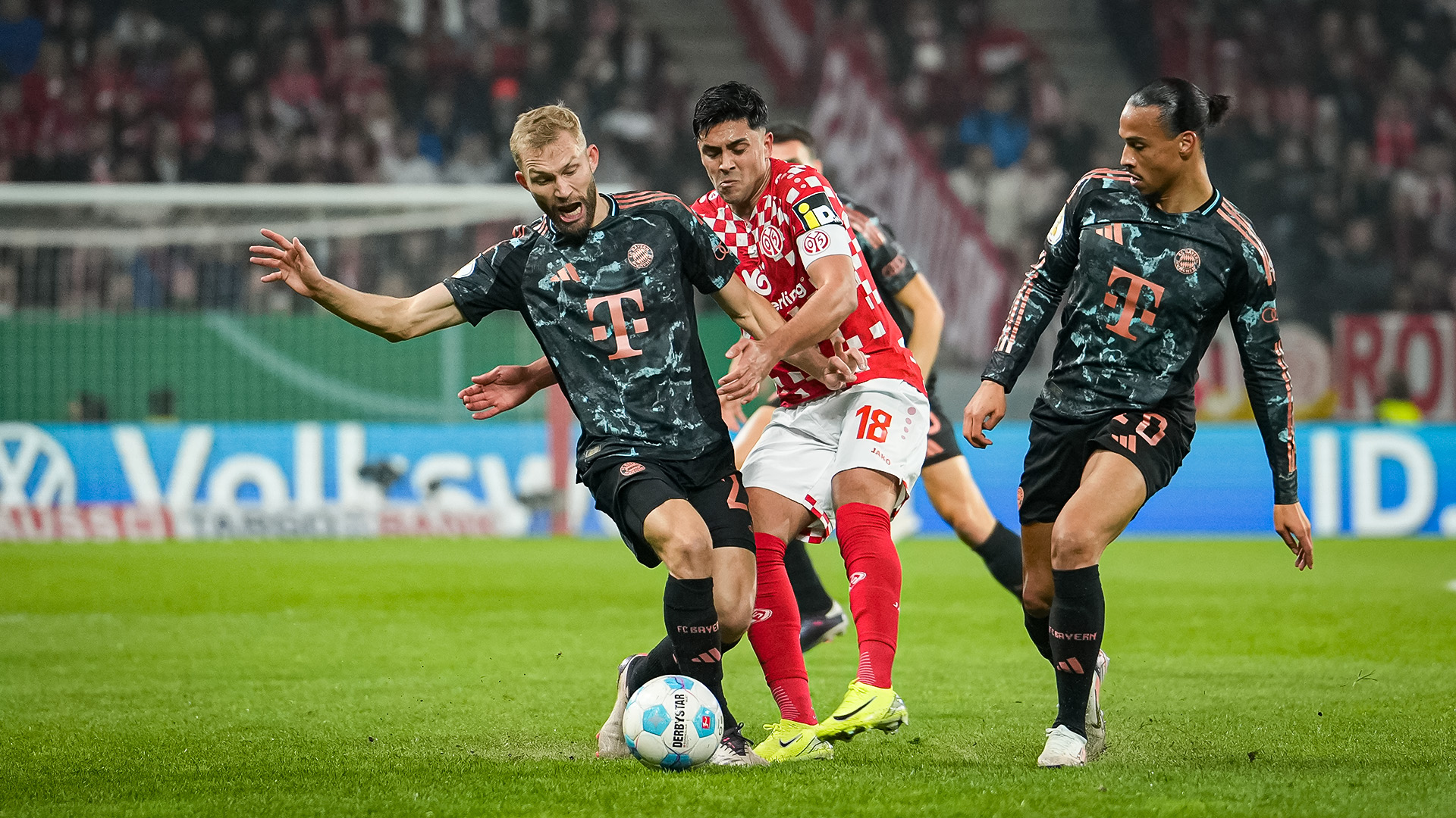 02-mainz-fcbayern-241030-mel