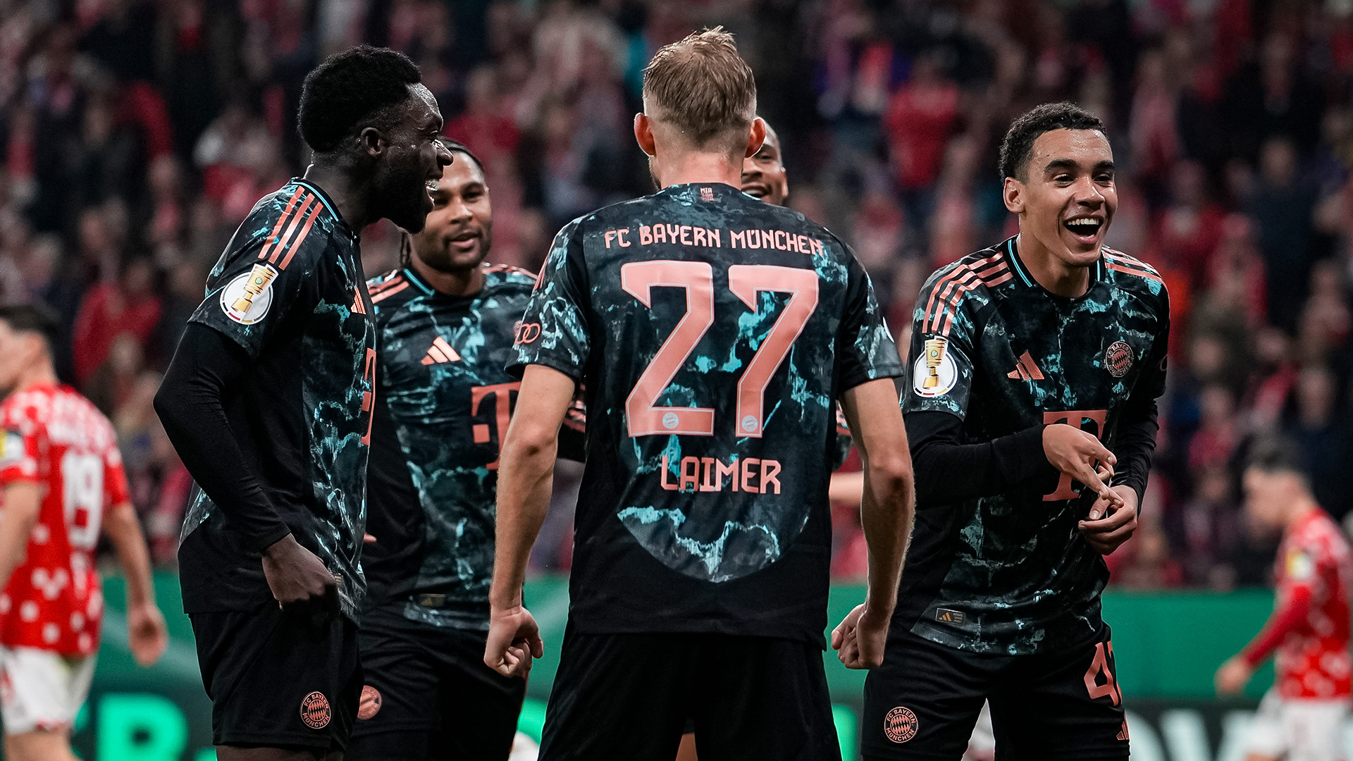 19-mainz-fcbayern-241030-mel