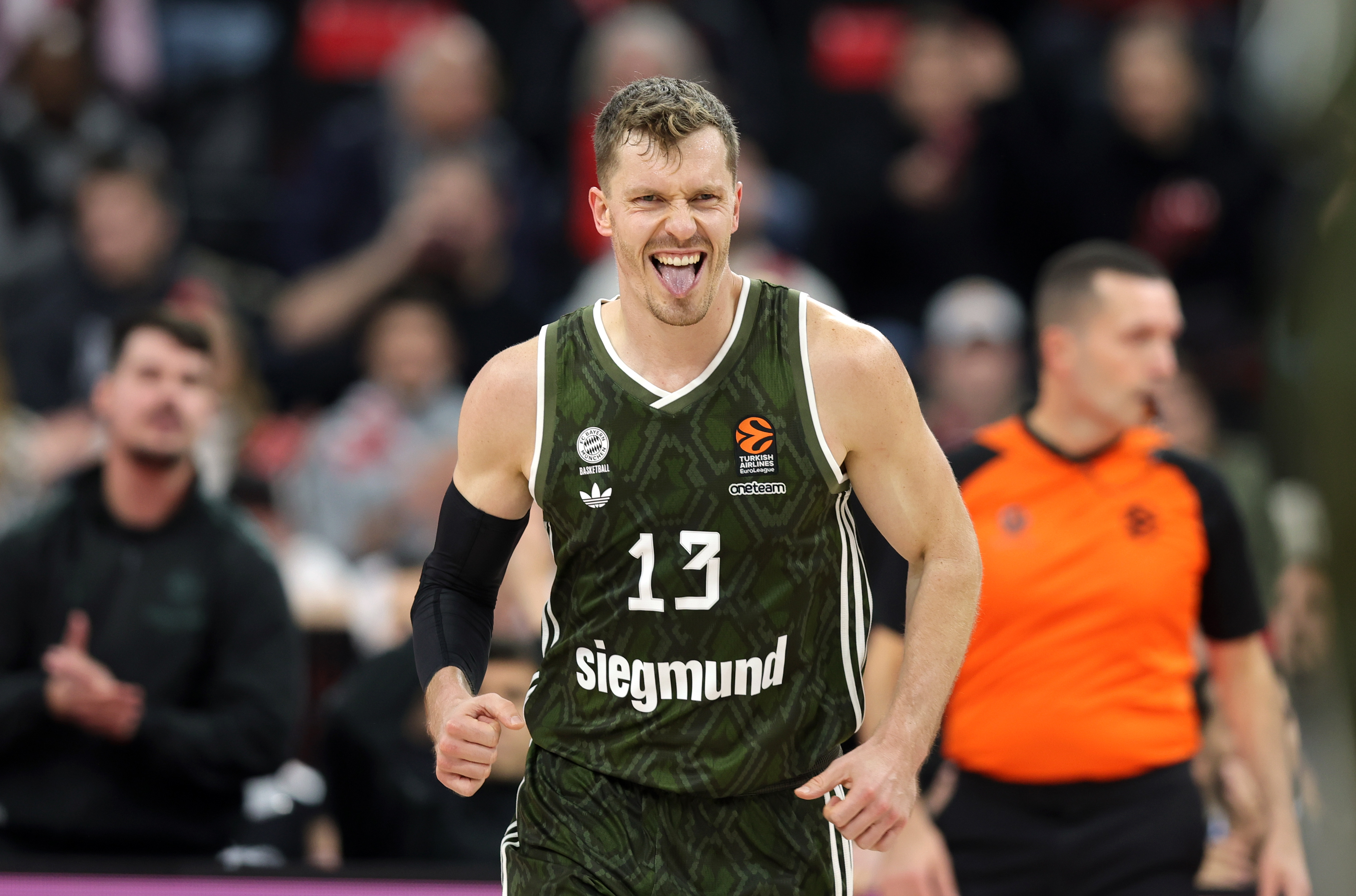 Andreas Obst and FCBB are unbeaten at the SAP Garden