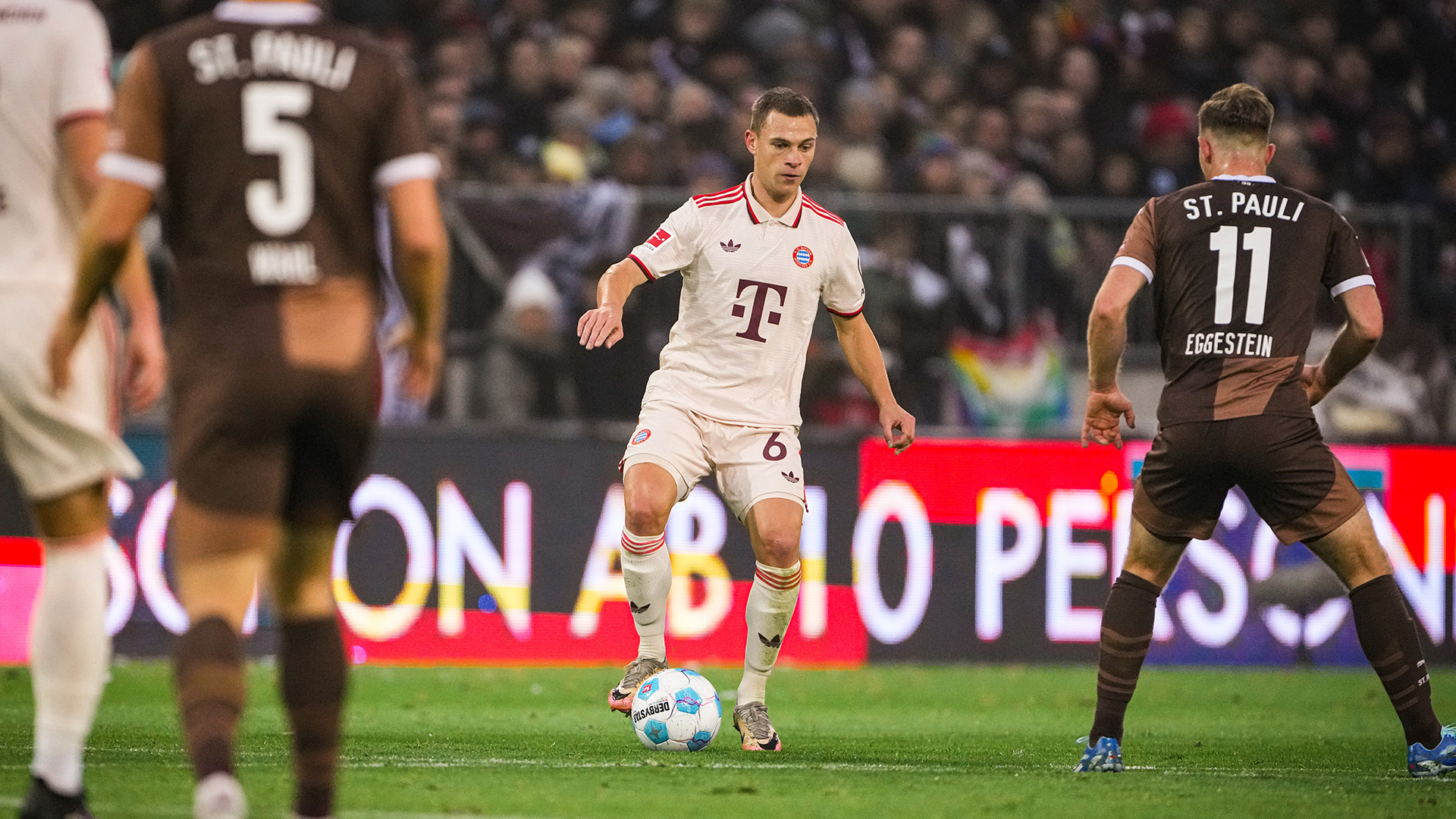 Joshua Kimmich tras el partido del FC Bayern contra el FC St. Pauli