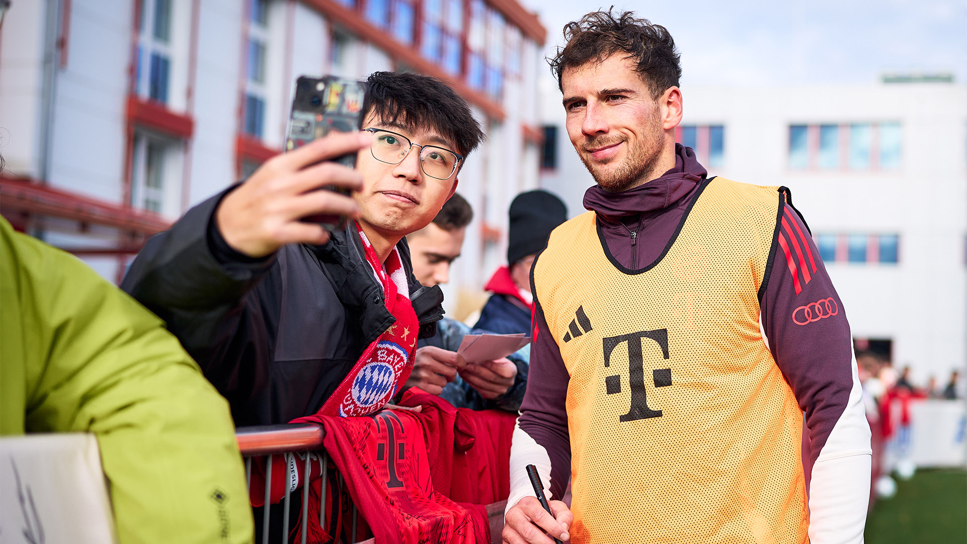 12-oeffentliches-training-fcbayern-241119_mel