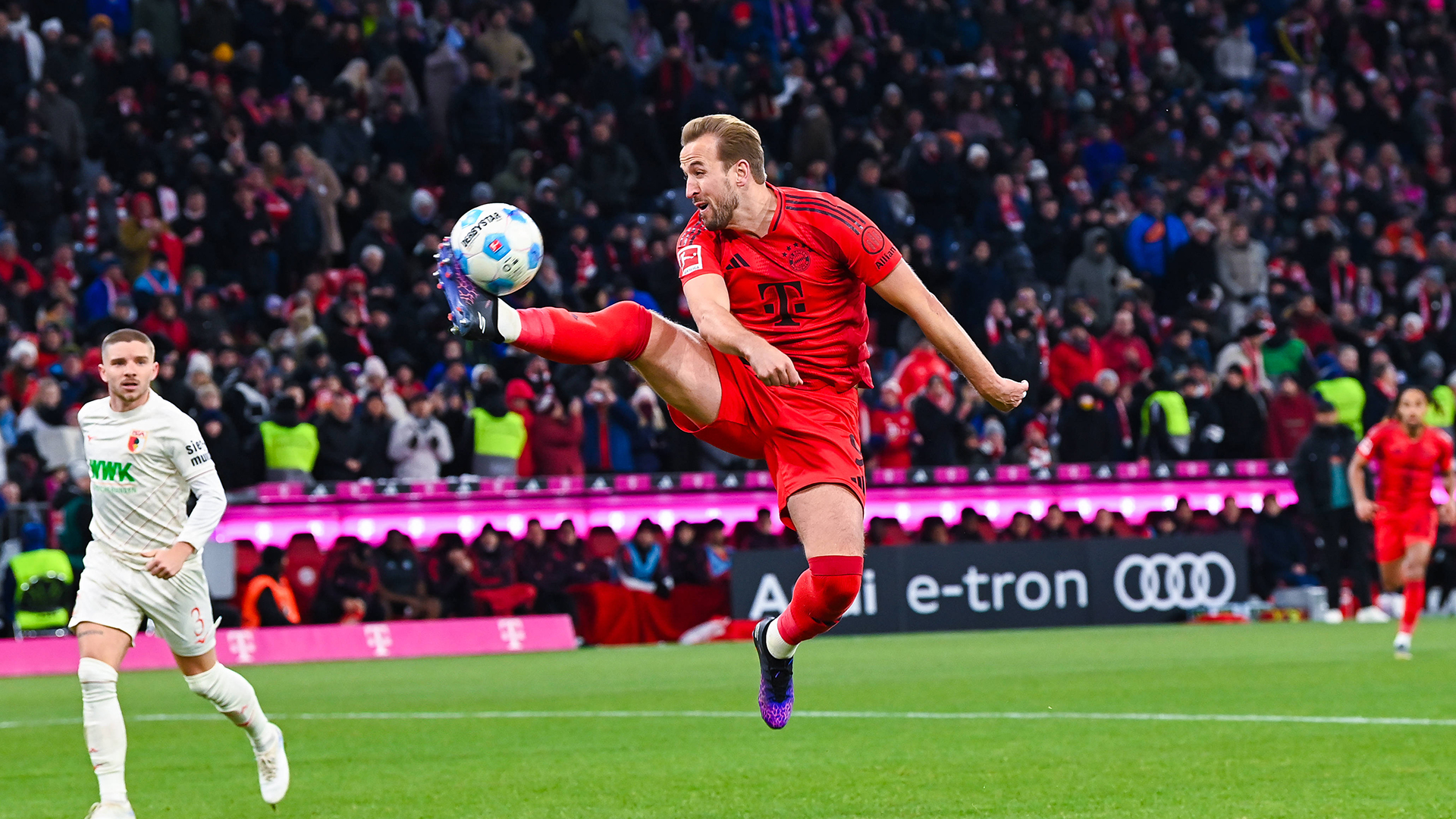 Harry Kane in the match against Augsburg