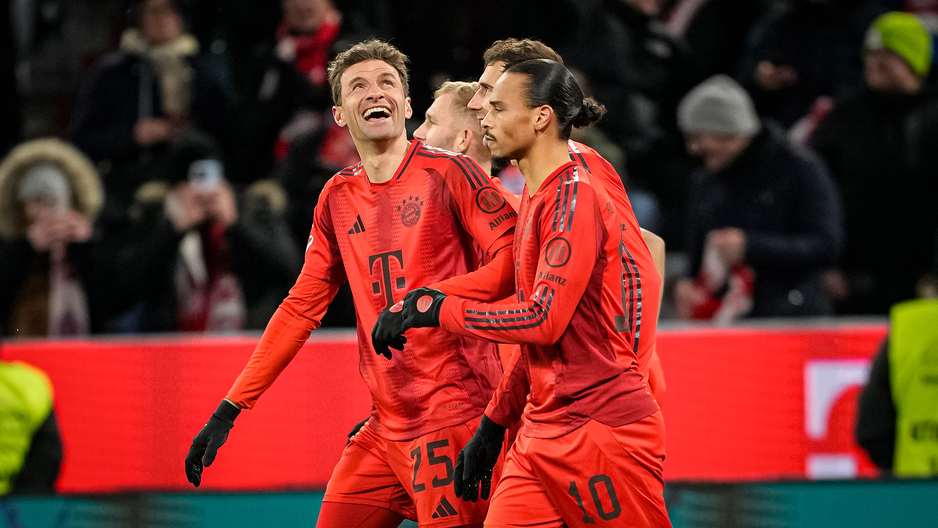 26-fcbayern-augsburg-241122-mel