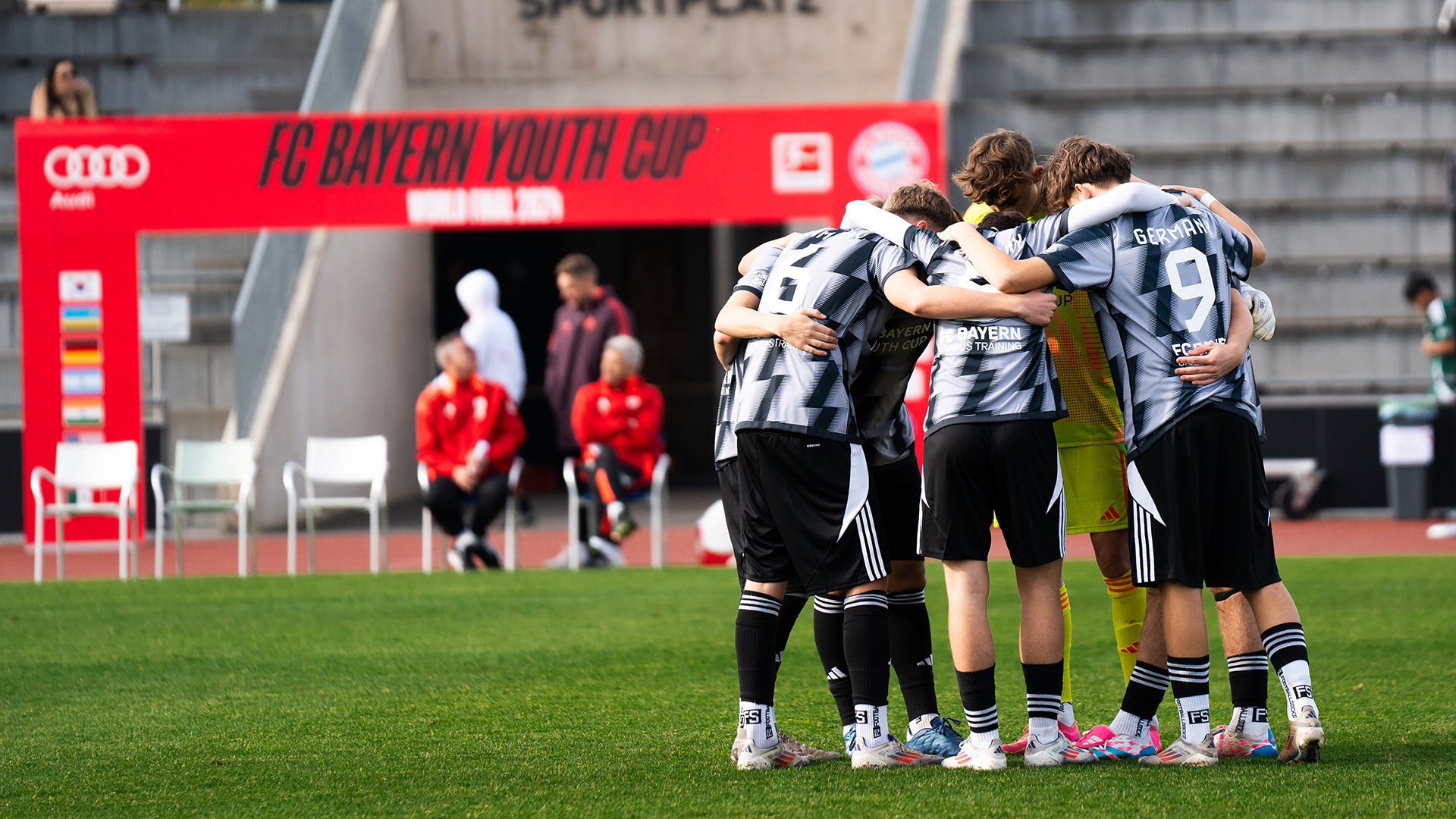 01-fcbayern-youth-cup-website-galerie