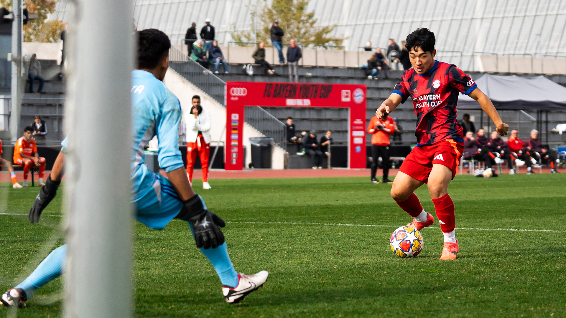 02-fcbayern-youth-cup-website-galerie