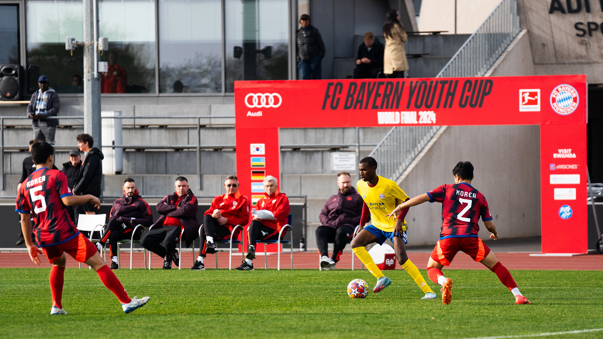 04-fcbayern-youth-cup-website-galerie