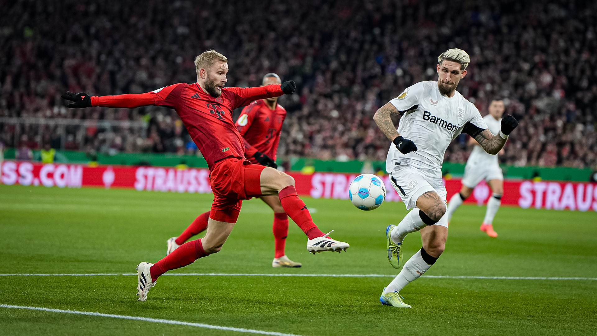 Eine Szene im Pokalspiel zwischen dem FC Bayern und Bayer 04 Leverkusen