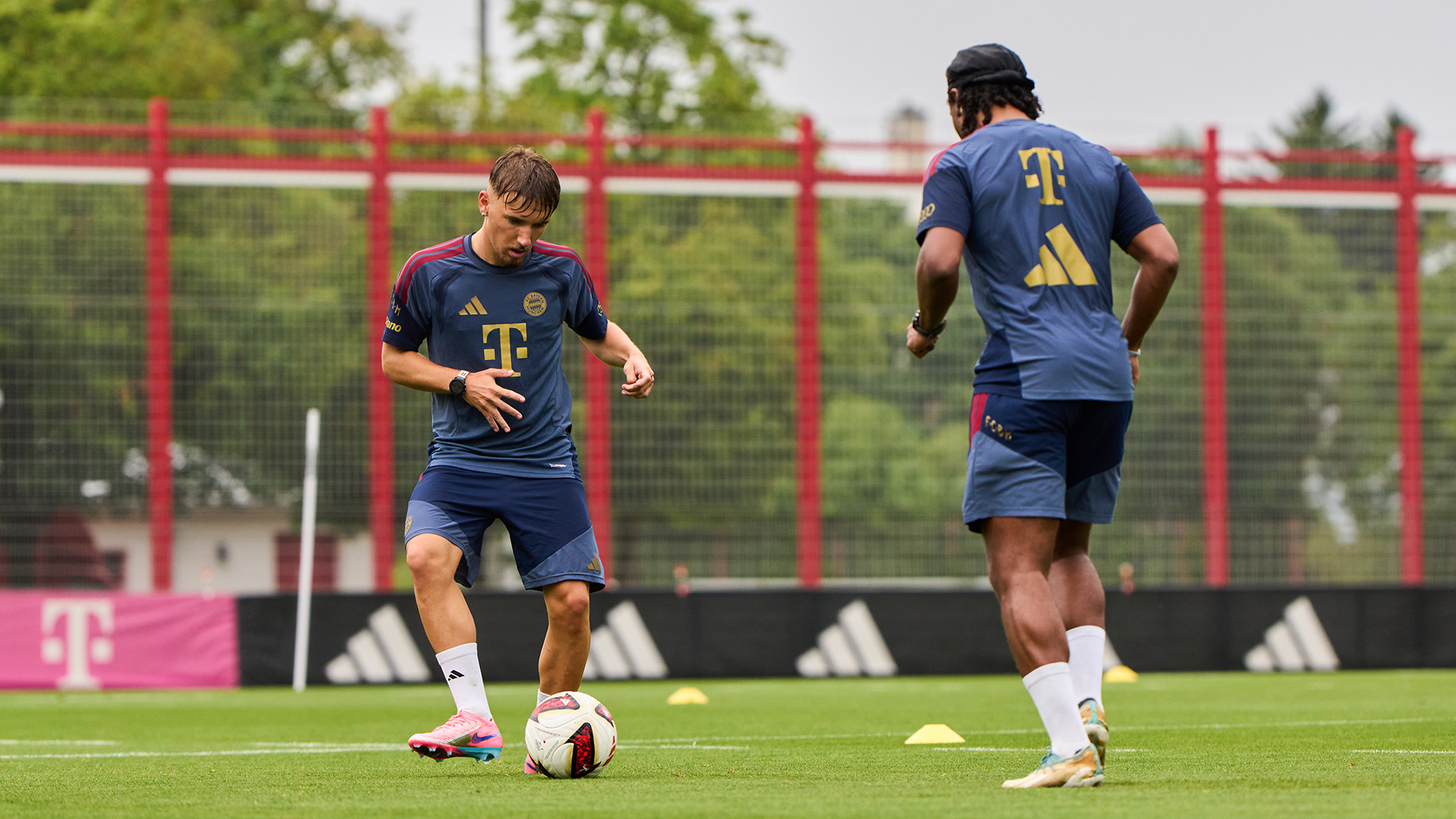 Lennart Karl back on the ball