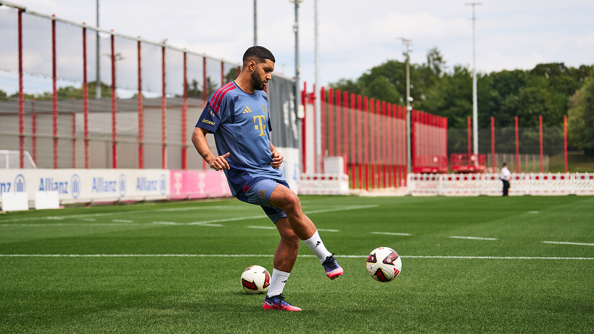 Ismael Saibari gets started at Bayern