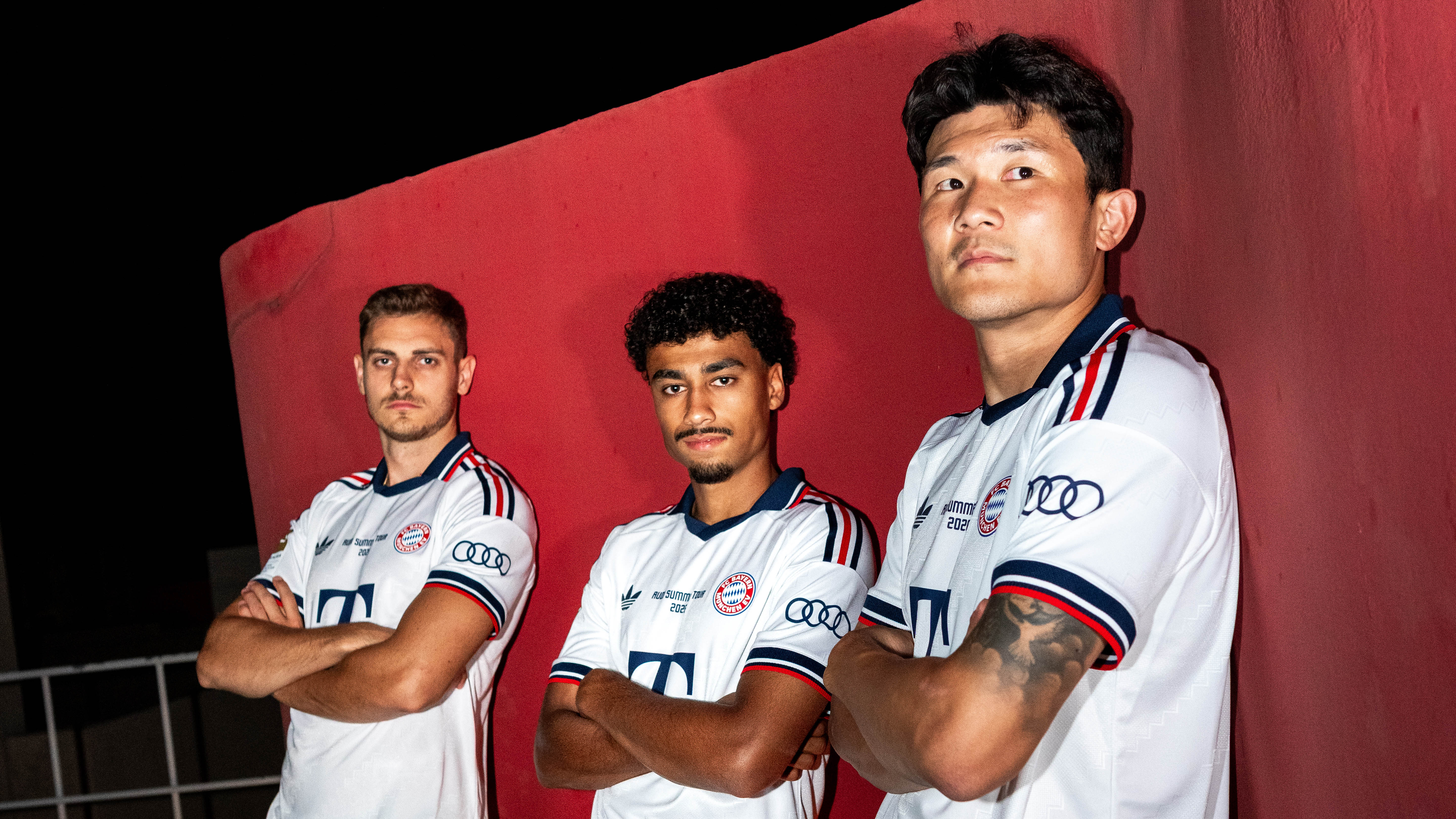 Minjae, Brown and Stanišić unveil Bayern's away jersey in Jeju